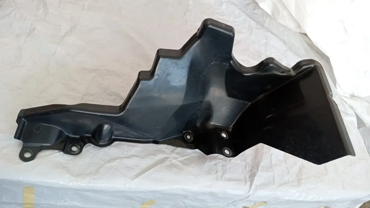 Botaguas Mitsubishi L-200 Original 5211a371-l 5211a372-r