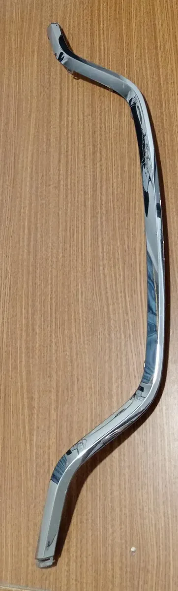 Moldura Parrilla Delantera Nissan Sentra Original 2015-2020