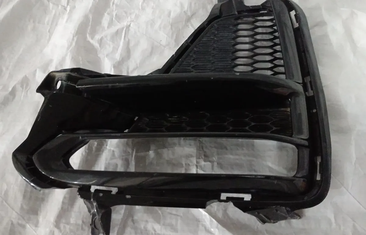 Moldura De Fascia Derecha Original De Kia-forte 2019-2021
