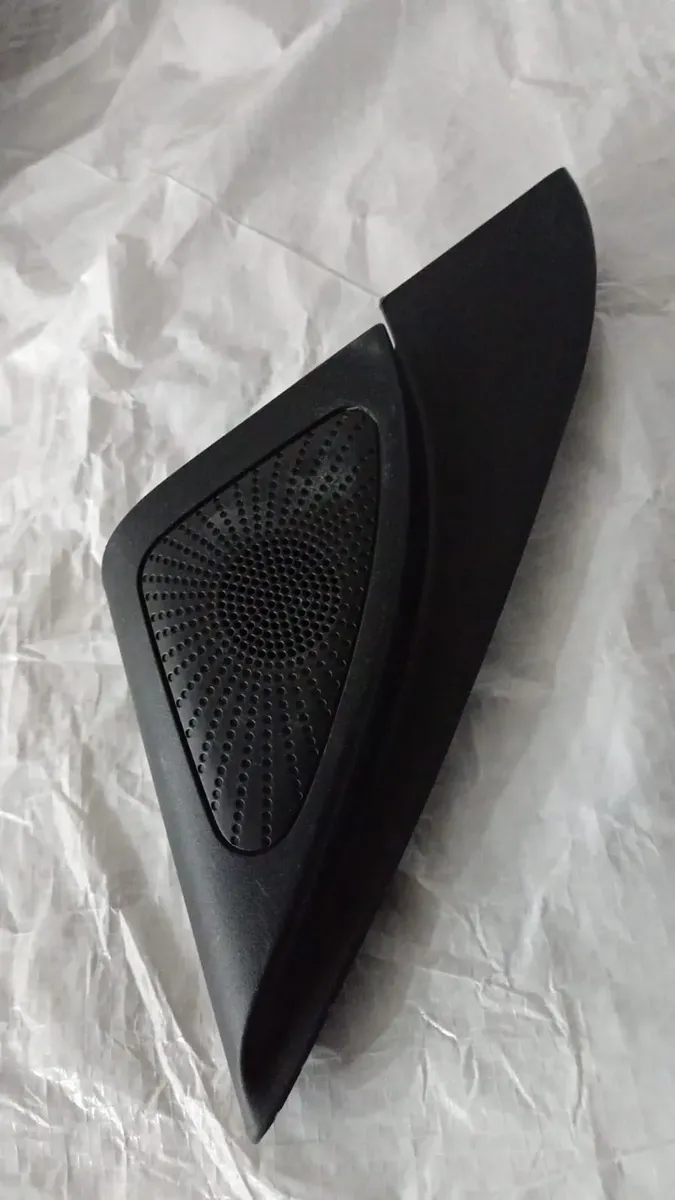 Moldura Interior De Espejo Con Tweeter Kia Forte 2019-2024
