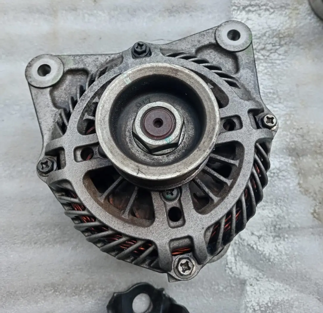 1 Alternador 110 Nissan Versa L4 1.6l 2012 A 2019
